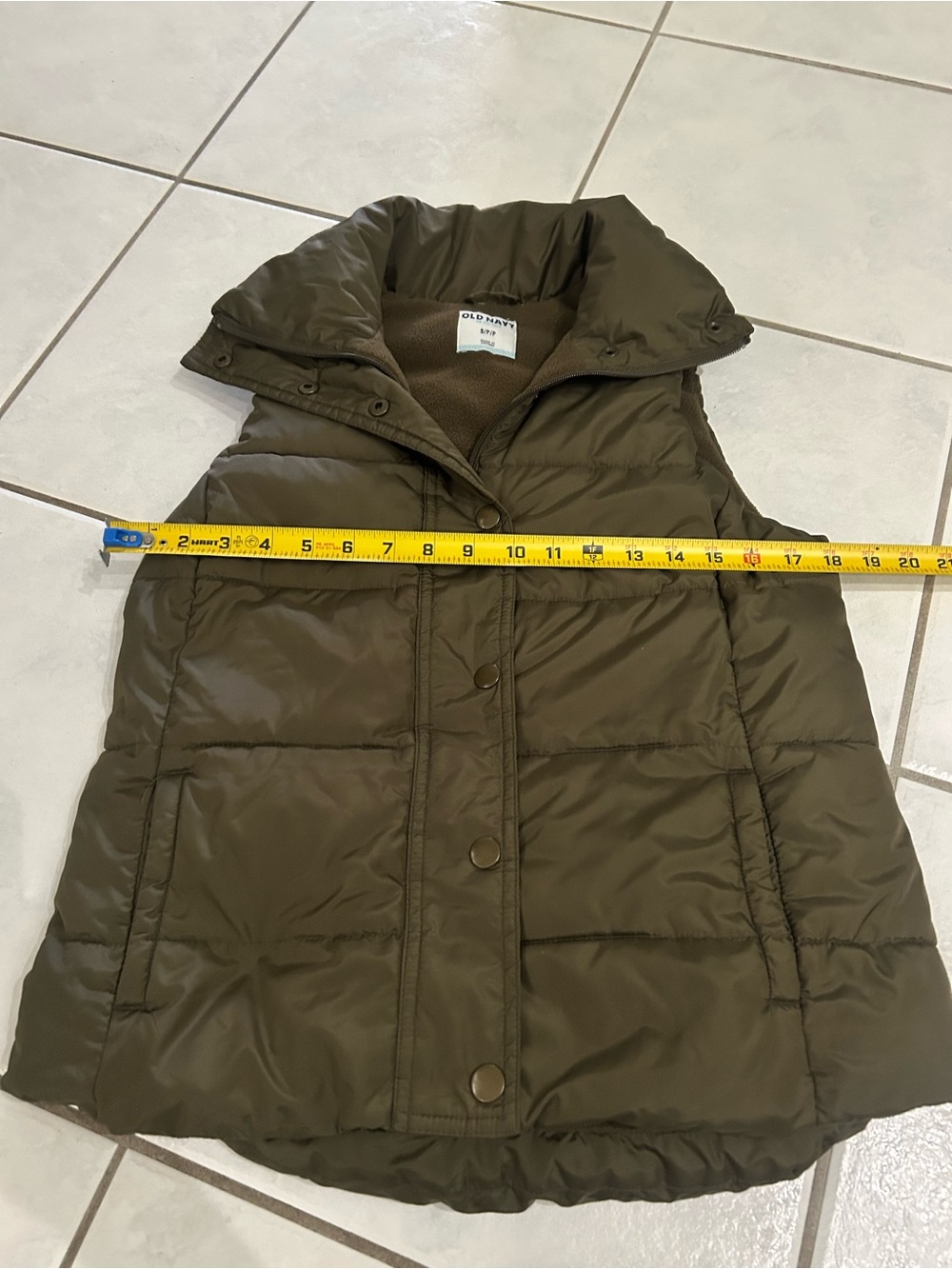 Old Navy Olive Green Quilted Puffer Vest - Picture 4 of 8